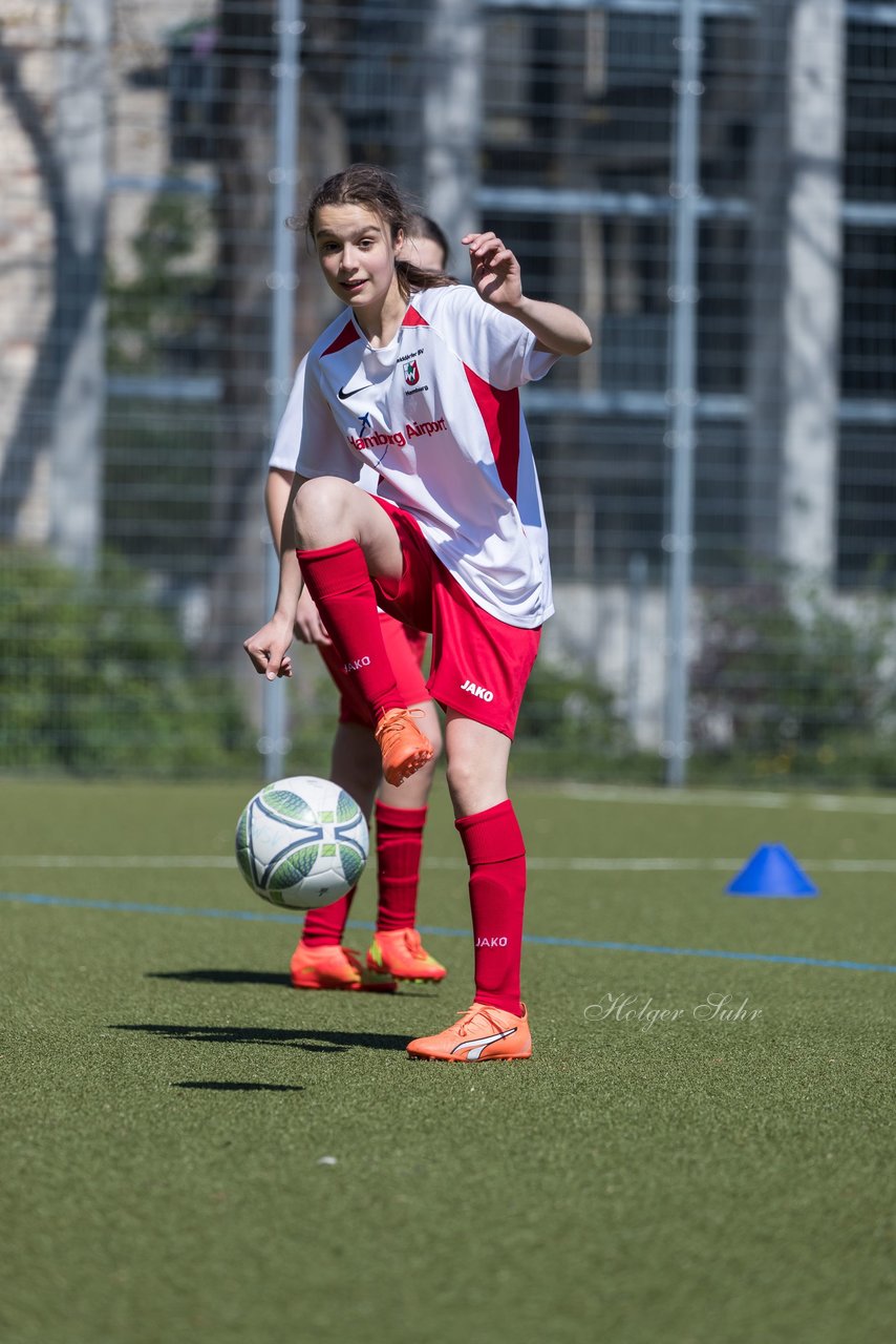 Bild 117 - wCJ Germania Schnelsen - Walddoerfer SV : Ergebnis: 0:6